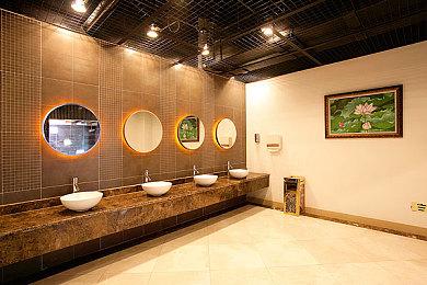 《寂静岭f》完全独立于系列游戏 新玩家也能轻松享受